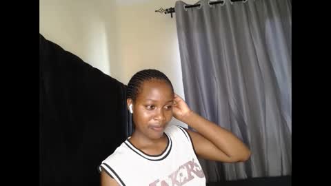 Snapshot of tasha_kimmy chatting on October 4, 2025, 4:21 am Ireen online show from October 4, 2025, 4:21 am