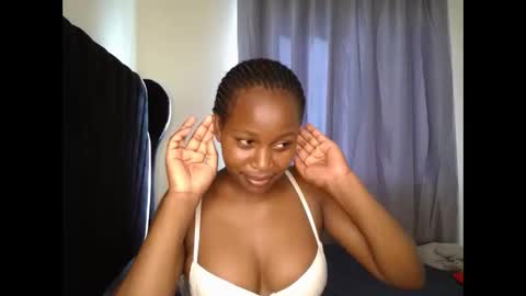 Snapshot of tasha_kimmy chatting on October 9, 2025, 4:32 am Ireen online show from October 9, 2025, 4:32 am