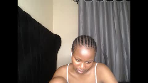 Snapshot of tasha_kimmy chatting on October 24, 2025, 6:37 pm Ireen online show from October 24, 2025, 6:37 pm