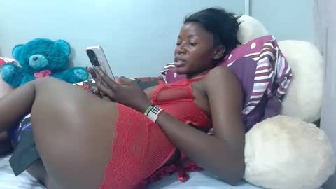 milan online show from February 15, 2025, 10:11 am