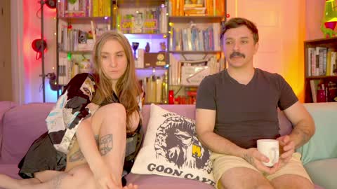 Vivian  Clark online show from January 18, 2025, 1:40 pm