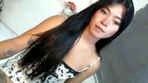   online show from September 12, 2025, 5:40 am