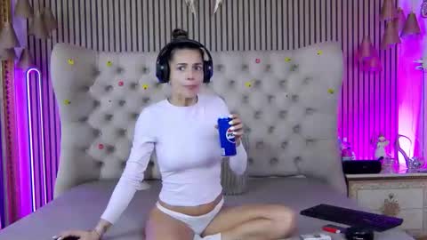 TastyPatricia online show from January 16, 2026, 10:52 am