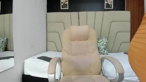 tati_galeano online show from October 31, 2025, 11:11 am