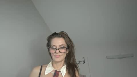 Apple Jucy online show from February 22, 2026, 6:02 am