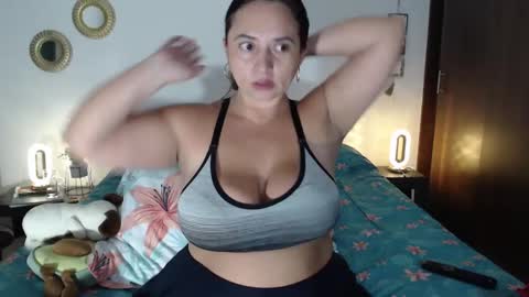 tatiana_monteros online show from September 28, 2025, 3:34 am