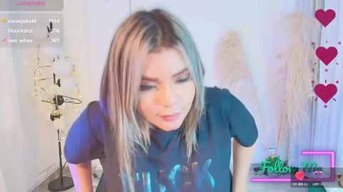 Snapshot of tatiana_ruiiz chatting on February 18, 2025, 6:59 am Tatiana online show from February 18, 2025, 6:59 am