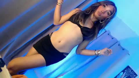 Snapshot of tatiana_wilton chatting on July 7, 2026, 4:33 pm ANDREA online show from July 7, 2026, 4:33 pm