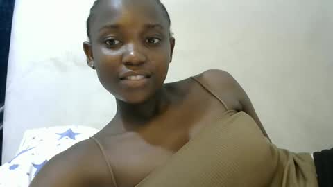 tatianadolll online show from November 17, 2025, 7:41 pm