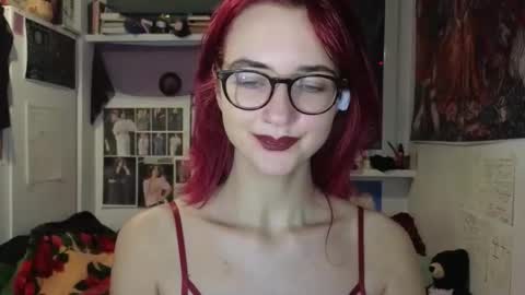 Tatiana online show from December 4, 2025, 9:34 pm