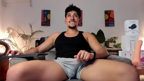 Twitter TatoKatx online show from November 24, 2025, 2:11 am