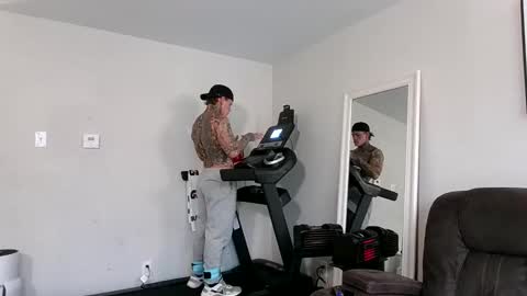 D-Man online show from November 9, 2025, 7:12 pm