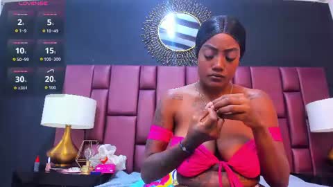 Snapshot of tattibell1 chatting on July 17, 2026, 10:03 pm tattibell1 online show from July 17, 2026, 10:03 pm