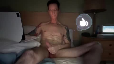 tattooed love boy online show from January 18, 2025, 10:06 pm