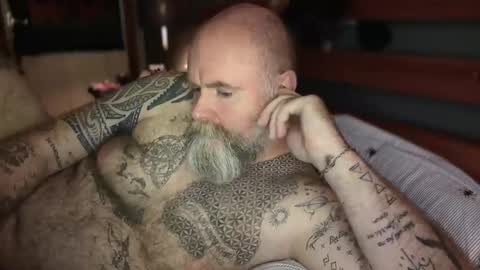 Tattooeddilf 01 online show from September 14, 2025, 10:20 pm