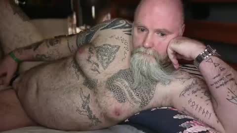 Tattooeddilf 01 online show from February 8, 2026, 9:29 pm
