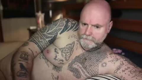 Tattooeddilf 01 online show from March 14, 2026, 10:59 pm