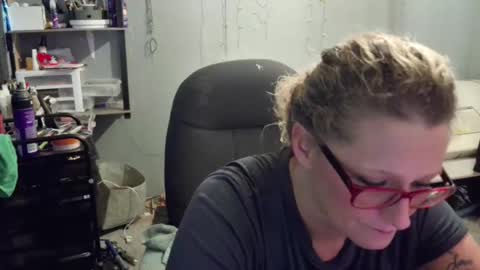 Snapshot of tattooeddirtyteacher chatting on February 6, 2025, 10:10 pm Lisa Lovely online show from February 6, 2025, 10:10 pm