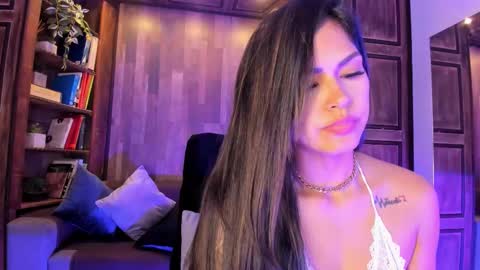 Tatty online show from September 19, 2025, 9:48 pm