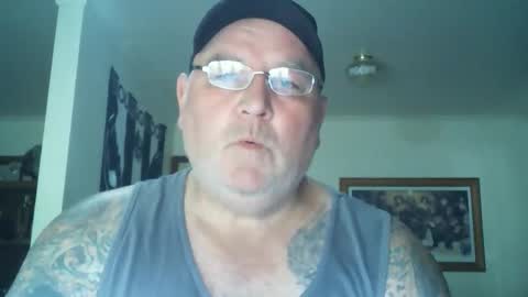Snapshot of tattzsexy chatting on November 30, 2025, 10:36 pm tattzsexy online show from November 30, 2025, 10:36 pm