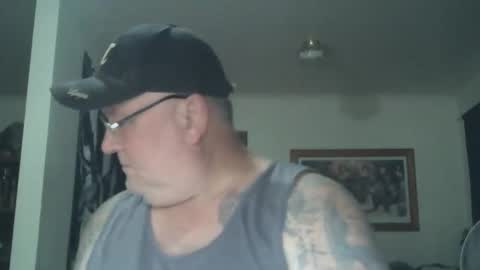 Snapshot of tattzsexy chatting on December 18, 2025, 10:05 pm tattzsexy online show from December 18, 2025, 10:05 pm