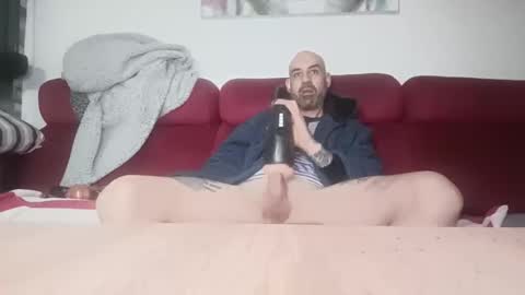 Tatuado20cm online show from January 14, 2026, 1:33 am