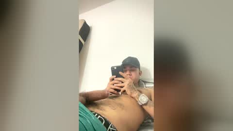 Snapshot of tatuajes777_7777 chatting on February 26, 2026, 5:23 pm tatuajes777_7777 online show from February 26, 2026, 5:23 pm