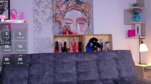 Taty Miller online show from September 14, 2025, 1:43 pm