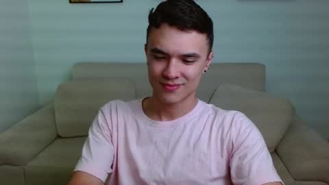 taurus4k online show from December 18, 2024, 11:40 pm