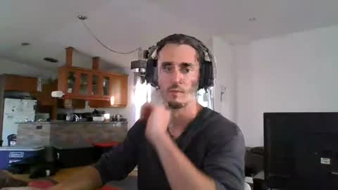 Snapshot of tay_twink chatting on August 7, 2026, 12:51 pm tay_twink online show from August 7, 2026, 12:51 pm