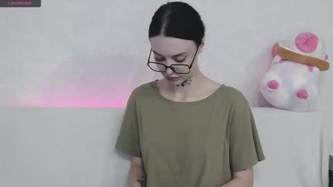 Taya online show from September 22, 2025, 7:05 pm