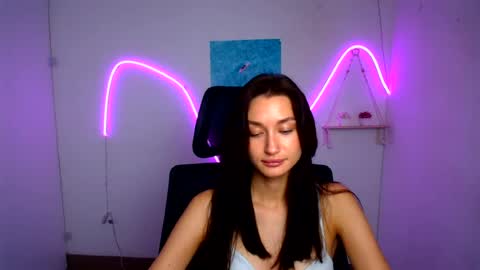Snapshot of tayavibe chatting on July 15, 2026, 6:29 am Taya online show from July 15, 2026, 6:29 am