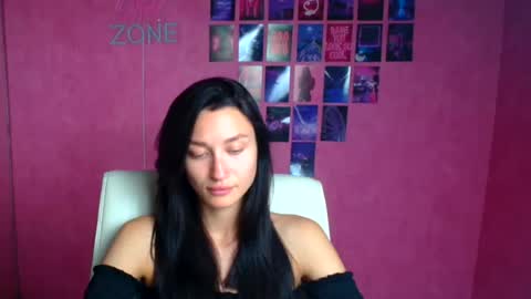 Snapshot of tayavibe chatting on August 3, 2026, 9:59 am Taya online show from August 3, 2026, 9:59 am