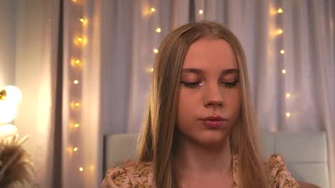 Taya online show from May 29, 2026, 3:54 pm
