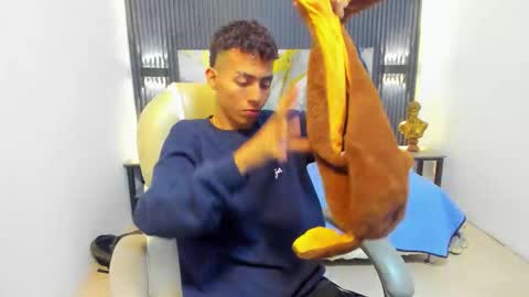 TAYLER online show from January 12, 2026, 2:50 am