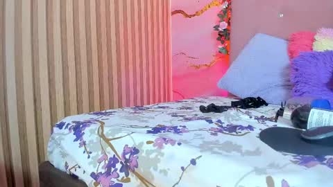 Sarah  online show from February 24, 2025, 10:14 pm