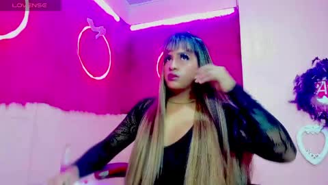 taylor__smith_ online show from March 30, 2026, 11:33 am