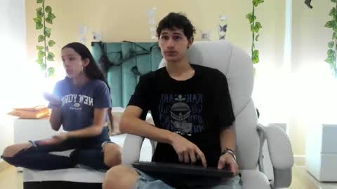 taylor and exidt online show from October 16, 2025, 12:39 pm