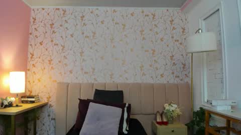 Taylor Bennet online show from February 15, 2026, 12:03 pm