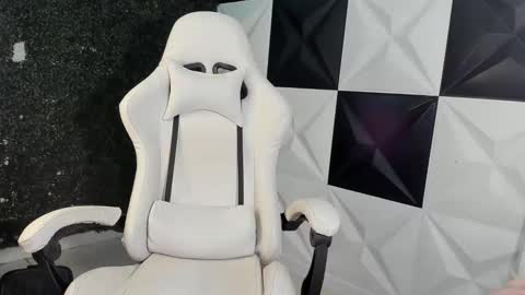 Taylor online show from February 25, 2026, 6:56 am