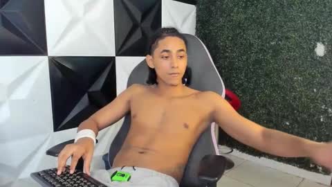 Taylor online show from March 26, 2026, 1:44 am