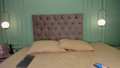 Snapshot of taylor_sexyy chatting on January 17, 2025, 3:12 am Taylor online show from January 17, 2025, 3:12 am