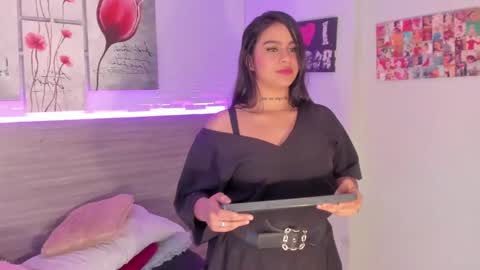 Snapshot of taylor_walton chatting on February 23, 2026, 12:24 pm Taylor online show from February 23, 2026, 12:24 pm