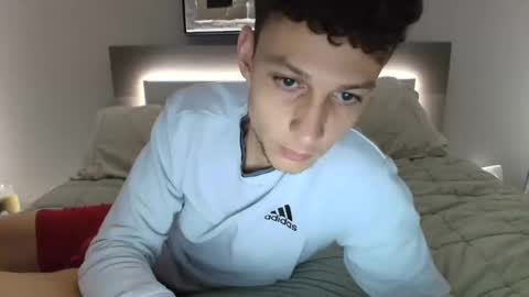 taylorcamz online show from September 12, 2025, 4:12 am