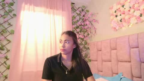 Snapshot of taylorcollinss chatting on June 1, 2026, 1:13 pm taylorcollinss online show from June 1, 2026, 1:13 pm