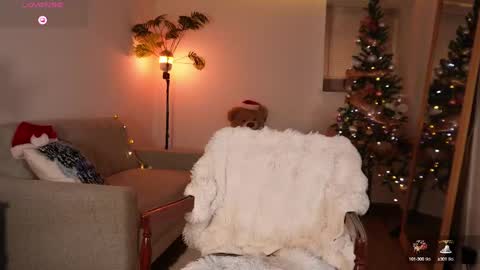 taylormichell online show from December 30, 2024, 9:29 pm