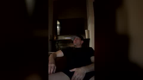 taylors2822 online show from January 14, 2026, 7:03 am