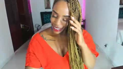 taylorslims online show from February 7, 2025, 1:32 pm