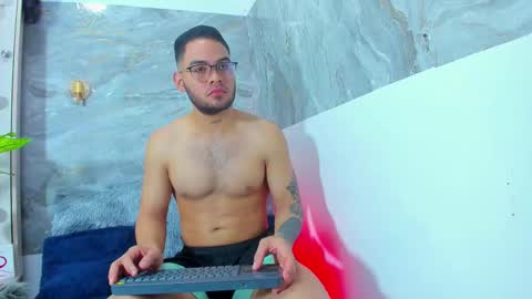 TAYLOR AND TAYLER online show from January 15, 2026, 5:05 pm