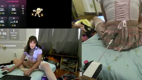 taylotmathews online show from December 5, 2025, 12:41 am